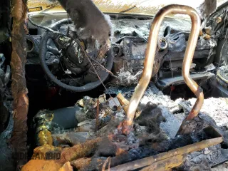 2015 Toyota Tundra SR5 z VIN 5TFEY5F10FX179944, wystawiony jako Copart lot #52885545 z przebiegiem Nie podano mil oraz Nie do naprawy • Non repairable. Historia ofert i sprzedaży dostępna na DreamBid. Obrazek 8.