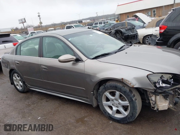 2006 Nissan Altima 2.5 with VIN 1N4AL11D46N459116, listed as a IAAI auction lot 41498539 with 202,375 mi miles. Bid and sale history available at carsss.com. Image 13.
