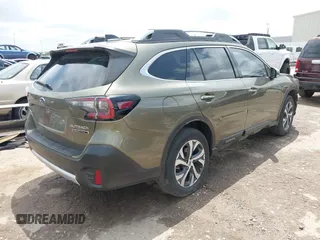 2021 Subaru Outback Touring XT with VIN 4S4BTGPD8M3210606, listed as a IAAI auction lot 42061793 with 17,550 mi miles and . Bid and sale history available at DreamBid. Image 4.