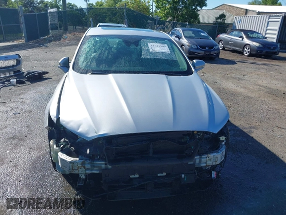 2019 Ford Fusion Titanium with VIN 3FA6P0RUXKR141565, listed as a IAAI auction lot 42323999 with 206,397 mi miles and . Bid and sale history available at DreamBid. Image 6.