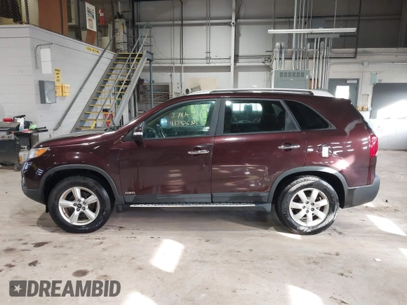 2012 Kia Sorento LX with VIN 5XYKTCA66CG264679, listed as a IAAI auction lot 41742682 with 161,781 mi miles. Bid and sale history available at carsss.com. Image 14.