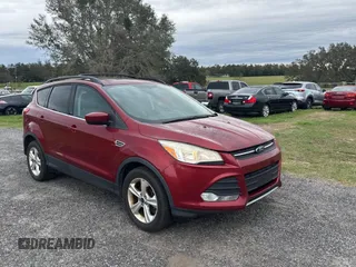 2013 Ford Escape SE с VIN 1FMCU9G95DUD25554, выставлен на аукционе Copart как лот 76806584 с пробегом Не указан миль и Чистый • Clean title. История ставок и продаж доступна на DreamBid. Изображение 1.