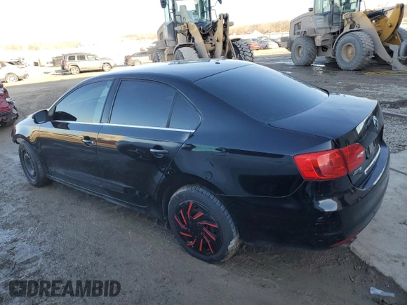 2013 Volkswagen Jetta SE z VIN 3VWDP7AJ9DM383126, wystawiony jako Copart lot #46524325 z przebiegiem 129 488 mil mil oraz Szkoda całkowita • Salvage title. Historia ofert i sprzedaży dostępna na DreamBid. Obrazek 2.