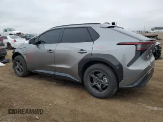 2024 Toyota bZ4X XLE z VIN JTMABACA8RA070121, wystawiony jako Copart lot #54550895 z przebiegiem 7312 mil mil oraz Szkody całkowita. Historia ofert i sprzedaży dostępna na DreamBid. Obrazek 2.
