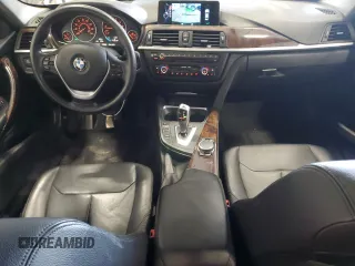 2015 BMW 3 Series 328i xDrive z VIN WBA3B3G5XFNT18212, wystawiony jako Copart lot #62888335 z przebiegiem 109 206 mil mil oraz Czysty tytuł • Clean title. Historia ofert i sprzedaży dostępna na DreamBid. Obrazek 8.
