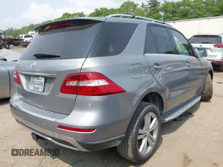 2014 Mercedes-Benz M 350 с VIN 4JGDA5HB2EA389089, выставлен на аукционе IAAI как лот 42402880 с пробегом 102 732 миль миль и . История ставок и продаж доступна на DreamBid. Изображение 4.