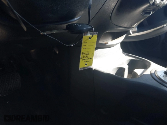 2015 Nissan Note S with VIN 3N1CE2CP6FL383573, listed as a IAAI auction lot 41560815 with 110,864 mi miles and . Bid and sale history available at DreamBid. Image 11.