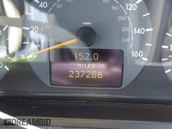 2002 Mercedes-Benz CLK 320/430 with VIN WDBLJ70G92T093794, listed as a IAAI auction lot 41239094 with 237,286 mi miles and . Bid and sale history available at DreamBid. Image 7.