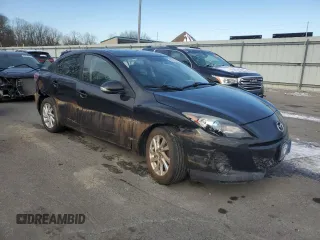 2013 Mazda 3 i Grand Touring with VIN JM1BL1WP1D1742398, listed as a Copart auction lot 42011345 with 84,863 mi miles and Salvage Title. Bid and sale history available at carsss.com. Image 4.