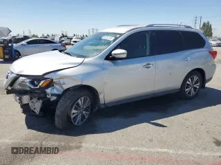 2017 Nissan Pathfinder SL z VIN 5N1DR2MM1HC660456, wystawiony jako Copart lot #63043145 z przebiegiem 75 949 mil mil oraz Szkoda całkowita • Salvage title. Historia ofert i sprzedaży dostępna na DreamBid. Obrazek 1.