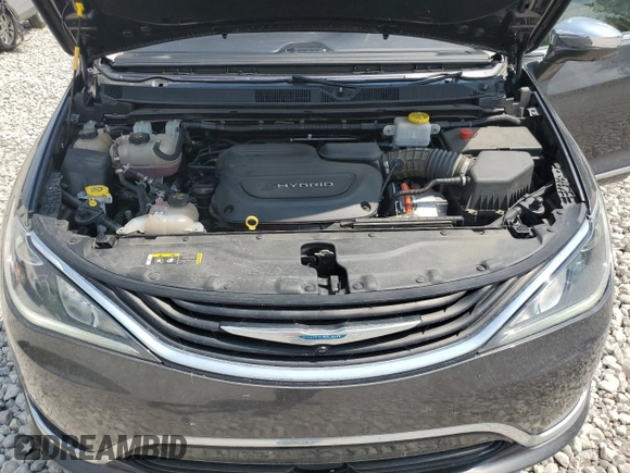 2018 Chrysler Pacifica Hybrid Limited с VIN 2C4RC1N7XJR125203, выставлен на аукционе Copart как лот 60689355 с пробегом 80 860 миль миль и Чистый • Clean title. История ставок и продаж доступна на DreamBid. Изображение 12.