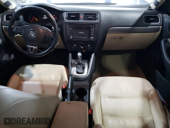 2014 Volkswagen Jetta TDI w/Premium/Nav with VIN 3VWLL7AJ3EM352687, listed as a Copart auction lot 63249725 with 122,678 mi miles and Clean title. Bid and sale history available at DreamBid. Image 8.
