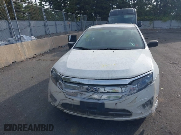 2012 Ford Fusion Hybrid with VIN 3FADP0L31CR380494, listed as a IAAI auction lot 40411832 with 81,452 mi miles and . Bid and sale history available at DreamBid. Image 6.
