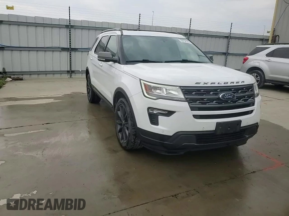 2019 Ford Explorer XLT with VIN 1FM5K8D88KGB05292, listed as a Copart auction lot 59758145 with 97,353 mi miles and Salvage title. Bid and sale history available at DreamBid. Image 14.