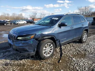 2020 Jeep Cherokee Latitude with VIN 1C4PJMCB8LD540418, listed as a Copart auction lot 49804425 with 81,190 mi miles and Salvage Title. Bid and sale history available at carsss.com. Image 1.