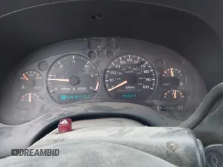 2002 Chevrolet S-10 LS with VIN 1GCDT19W928196725, listed as a IAAI auction lot 41460012 with 191,621 mi miles. Bid and sale history available at carsss.com. Image 7.