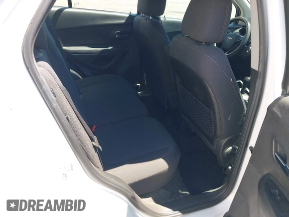 2020 Chevrolet Trax LS with VIN 3GNCJNSB4LL288688, listed as a IAAI auction lot 42634219 with 25,634 mi miles and . Bid and sale history available at DreamBid. Image 8.