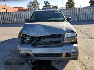 2008 Chevrolet TrailBlazer 1LT with VIN 1GNDT13S382256555, listed as a Copart auction lot 42164235 with 223,486 mi miles and Salvage Title. Bid and sale history available at DreamBid. Image 5.