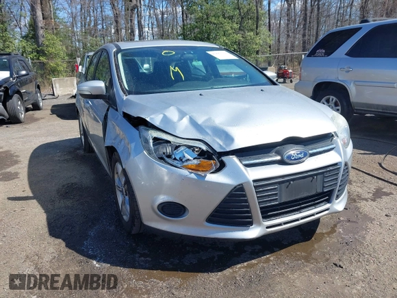 2013 Ford Focus SE with VIN 1FADP3K29DL162071, listed as a IAAI auction lot 41883318 with 170,911 mi miles. Bid and sale history available at carsss.com. Image 6.