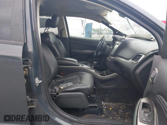 2018 Dodge Journey Crossroad with VIN 3C4PDDGGXJT514620, listed as a IAAI auction lot 42117159 with 110,252 mi miles. Bid and sale history available at carsss.com. Image 5.