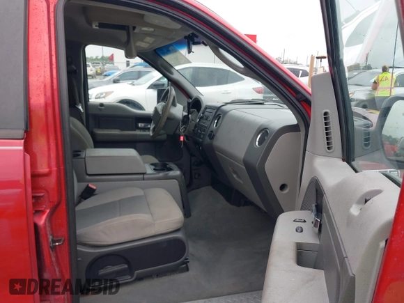 2008 Ford F-150 XLT z VIN 1FTPW12518FC09784, wystawiony jako IAAI lot #42277658 z przebiegiem 118 004 mil mil oraz . Historia ofert i sprzedaży dostępna na DreamBid. Obrazek 5.