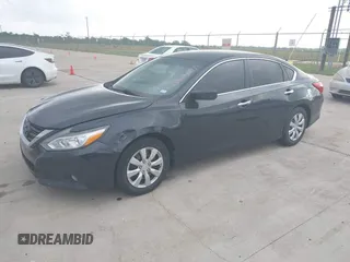 2016 Nissan Altima S with VIN 1N4AL3APXGN321667, listed as a IAAI auction lot 42163234 with 133,396 mi miles and . Bid and sale history available at carsss.com. Image 2.