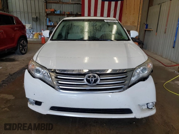 2011 Toyota Avalon with VIN 4T1BK3DB1BU417327, listed as a Copart auction lot 62760085 with 191,683 mi miles and Salvage title. Bid and sale history available at DreamBid. Image 5.