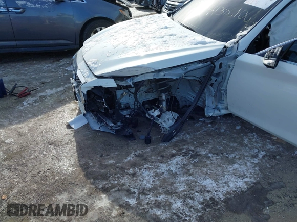 2018 Infiniti Q50 3.0t SPORT with VIN JN1EV7AR0JM430069, listed as a IAAI auction lot 41386106 with 44,748 mi miles. Bid and sale history available at carsss.com. Image 6.