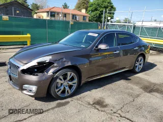 2016 Infiniti Q70 with VIN JN1BY1PR3GM720975, listed as a Copart auction lot 62496665 with 100,250 mi miles and Salvage title. Bid and sale history available at DreamBid. Image 1.