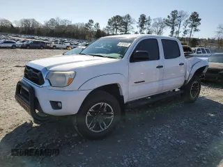 2014 Toyota Tacoma PreRunner with VIN 5TFJU4GN3EX062976, listed as a Copart auction lot 48782405 with 204,571 mi miles and Salvage Title. Bid and sale history available at carsss.com. Image 1.