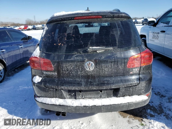 2017 Volkswagen Tiguan S with VIN WVGBV7AX2HW511907, listed as a Copart auction lot 50252355 with 207,662 mi miles and Clean Title. Bid and sale history available at DreamBid. Image 6.