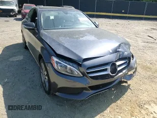 2015 Mercedes-Benz C 300 z VIN 55SWF4JB4FU081058, wystawiony jako Copart lot #55364875 z przebiegiem 108 323 mil mil oraz Szkoda całkowita • Salvage title. Historia ofert i sprzedaży dostępna na DreamBid. Obrazek 13.