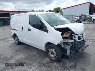 2015 Nissan NV200 SV with VIN 3N6CM0KNXFK728840, listed as a IAAI auction lot 42013485 with 138,479 mi miles. Bid and sale history available at carsss.com. Image 1.
