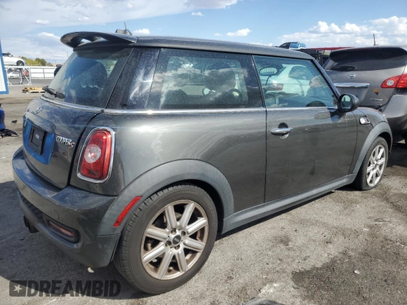 2013 MINI Hardtop S with VIN WMWSV3C50DT393440, listed as a Copart auction lot 55170145 with 141,896 mi miles and Clean Title. Bid and sale history available at DreamBid. Image 3.