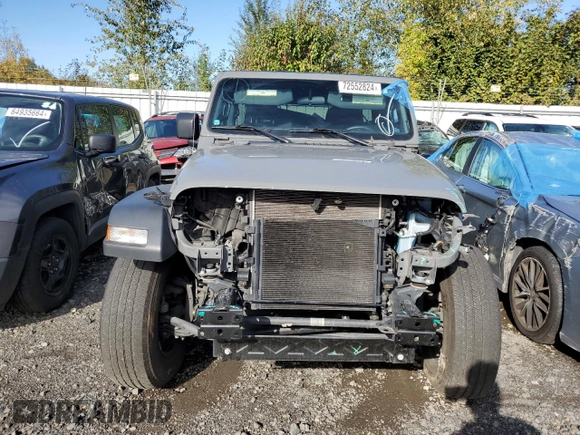 2022 Jeep Wrangler Unlimited High Tide with VIN 1C4HJXDGXNW142263, listed as a Copart auction lot 72552824 with 43,321 mi miles and Salvage Title. Bid and sale history available at DreamBid. Image 5.