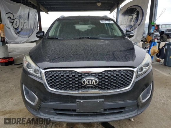 2017 Kia Sorento LX with VIN 5XYPG4A51HG286510, listed as a Copart auction lot 62597595 with 136,630 mi miles and Clean title. Bid and sale history available at DreamBid. Image 5.