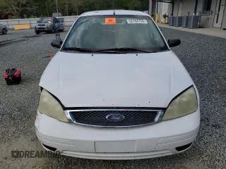 2007 Ford Focus S with VIN 1FAHP34N27W229136, listed as a Copart auction lot 52704755 with 322,968 mi miles and Salvage Title. Bid and sale history available at carsss.com. Image 5.