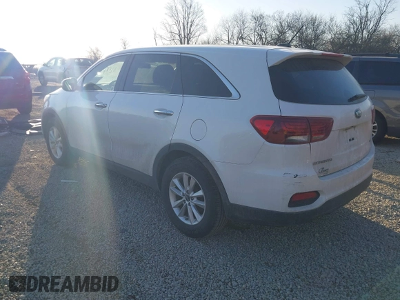 2019 Kia Sorento LX V6 with VIN 5XYPG4A57KG481194, listed as a IAAI auction lot 41748834 with 139,829 mi miles. Bid and sale history available at carsss.com. Image 3.