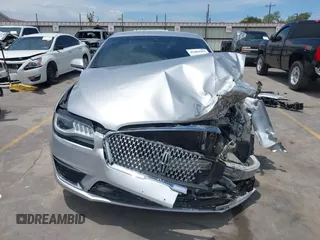 2017 Lincoln MKZ Hybrid Premiere с VIN 3LN6L5KU1HR603061, выставлен на аукционе IAAI как лот 42469955 с пробегом 197 325 миль миль и . История ставок и продаж доступна на DreamBid. Изображение 18.