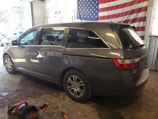 2013 Honda Odyssey EX-L with VIN 5FNRL5H65DB038237, listed as a Copart auction lot 52678845 with 173,027 mi miles and Salvage Title. Bid and sale history available at DreamBid. Image 2.