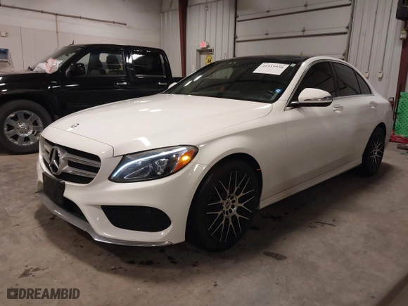 2016 Mercedes-Benz C-Class C 300 Luxury with VIN 55SWF4KB3GU123137, listed as a IAAI auction lot 41419930 with 182,435 mi miles. Bid and sale history available at carsss.com. Image 18.