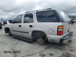 2004 Chevrolet Tahoe LS with VIN 1GNEC13V64R214672, listed as a Copart auction lot 48075195 with 156,076 mi miles and Salvage Title. Bid and sale history available at carsss.com. Image 2.