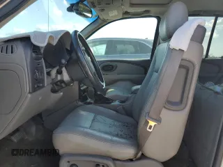 2004 Oldsmobile Bravada z VIN 1GHDS13S742240262, wystawiony jako Copart lot #75708934 z przebiegiem Nie podano mil oraz Szkody całkowita. Historia ofert i sprzedaży dostępna na DreamBid. Obrazek 7.