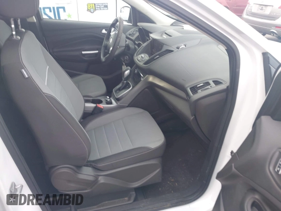 2013 Ford Escape SE with VIN 1FMCU9GX5DUD54132, listed as a IAAI auction lot 41946355 with 80,969 mi miles. Bid and sale history available at carsss.com. Image 5.