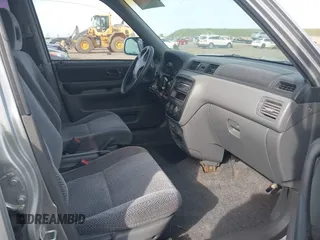 1998 Honda CR-V EX with VIN JHLRD1862WC058244, listed as a IAAI auction lot 41657867 with 183,655 mi miles. Bid and sale history available at carsss.com. Image 5.