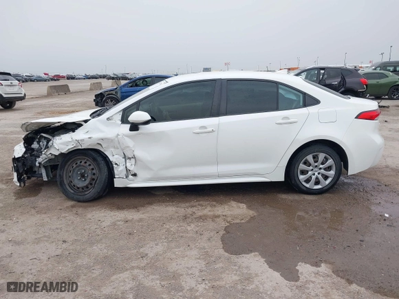 2020 Toyota Corolla LE with VIN JTDEPRAE6LJ018288, listed as a IAAI auction lot 41742106 with 114,099 mi miles. Bid and sale history available at carsss.com. Image 15.