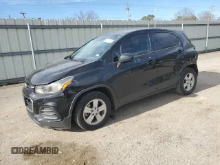 2020 Chevrolet Trax LS with VIN KL7CJKSB7LB040697, listed as a Copart auction lot 47274125 with 121,501 mi miles and Salvage Title. Bid and sale history available at carsss.com. Image 1.