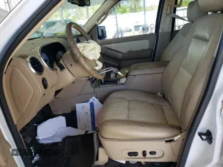 2007 Ford Explorer Sport Trac Limited z VIN 1FMEU53K97UB49560, wystawiony jako Copart lot #54001975 z przebiegiem 252 849 mil mil oraz Szkoda całkowita • Salvage title. Historia ofert i sprzedaży dostępna na DreamBid. Obrazek 7.