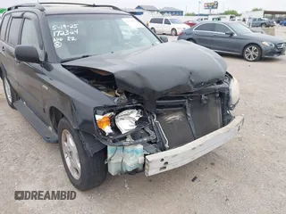 2006 Toyota Highlander w/3rd Row z VIN JTEDP21A960096117, wystawiony jako IAAI lot #42319027 z przebiegiem 147 733 mil mil oraz . Historia ofert i sprzedaży dostępna na DreamBid. Obrazek 6.