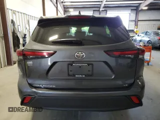 2024 Toyota Highlander LE with VIN 5TDKDRAH4RS529743, listed as a Copart auction lot 53196865 with 31,678 mi miles and Salvage title. Bid and sale history available at DreamBid. Image 6.
